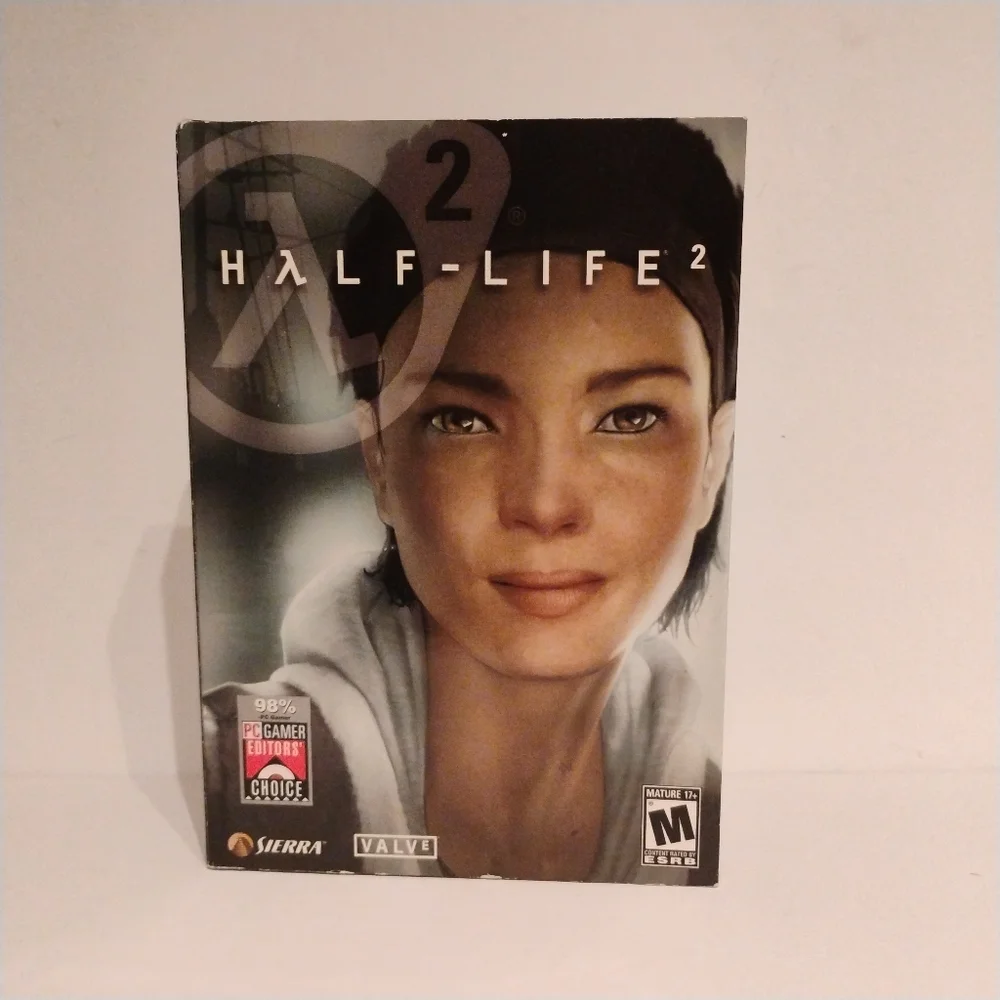 Half-Life 2 PC CD-ROM (2004, Sierra/Valve) - 5-Disc Boxed Set - For Collectors